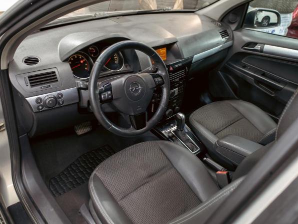 Opel Astra H Рестайлинг с пробегом 2007 года, цена 595 000 рублей, 210199 км, универсал, Автокод Объявления