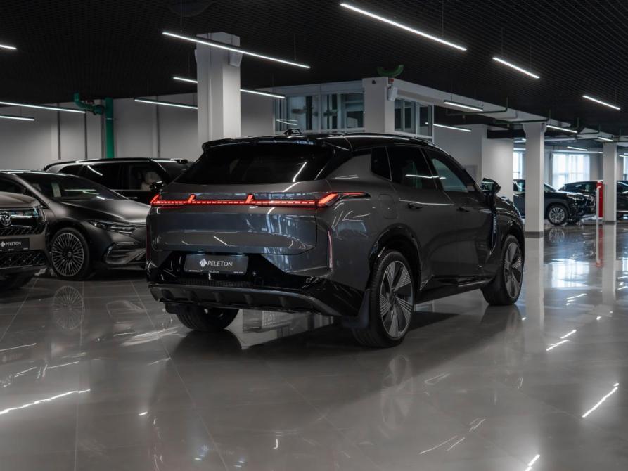 Lynk &amp; Co 08 I Москва  - изображение 4
