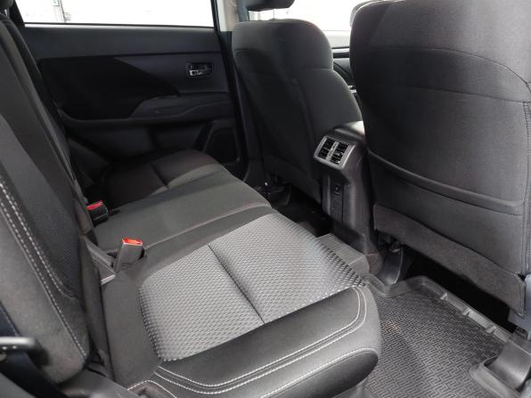 Mitsubishi Outlander III Рестайлинг 3 с пробегом 2019 года, цена 2 320 000 рублей, 82300 км, внедорожник, Автокод Объявления