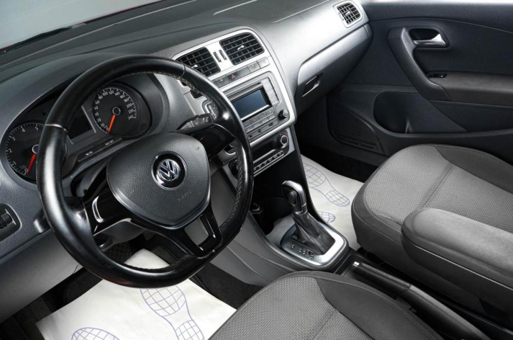 Volkswagen Polo V Рестайлинг Тюмень  - изображение 8