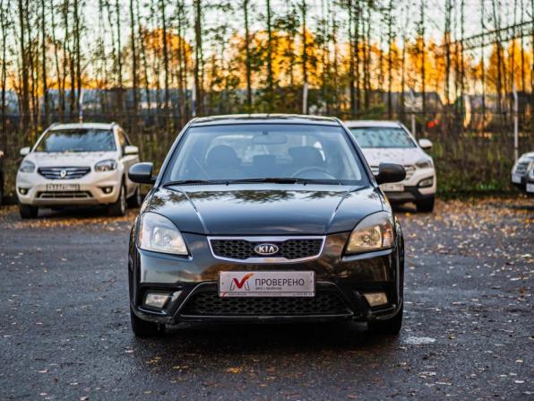 Kia Rio II Рестайлинг с пробегом 2010 года, цена 420 000 рублей, 256406 км, хэтчбек, Автокод Объявления