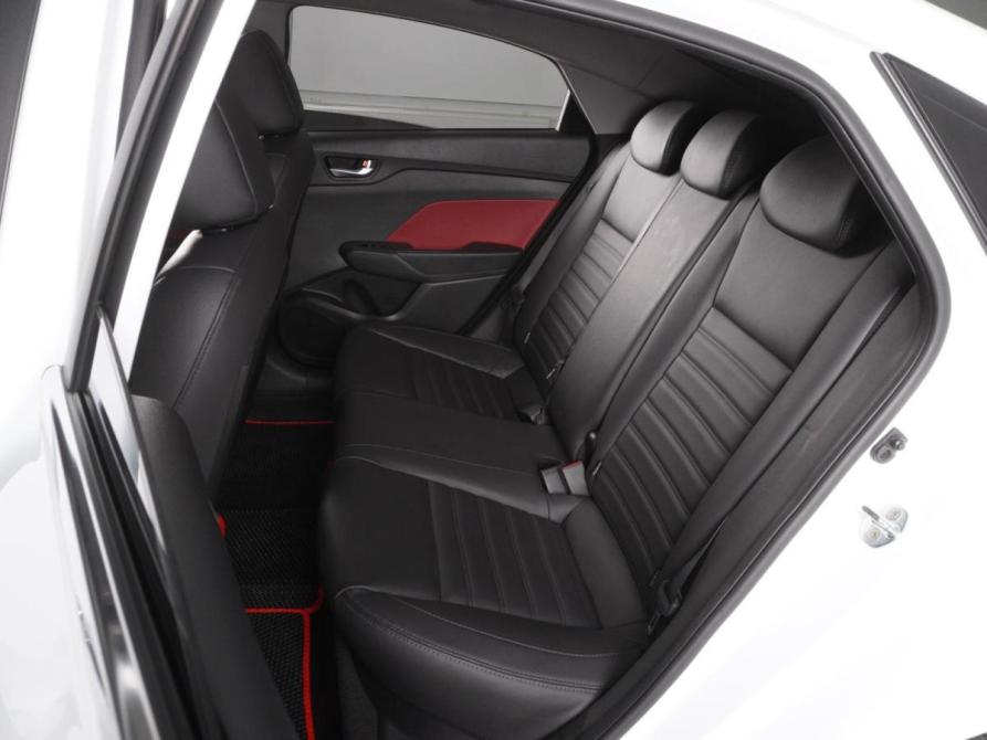 Hyundai Solaris II Рестайлинг Минеральные Воды  - изображение 9