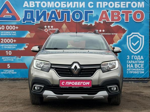 Renault Sandero II Рестайлинг с пробегом 2020 года, цена 1 300 000 рублей, 23600 км, хэтчбек, Автокод Объявления