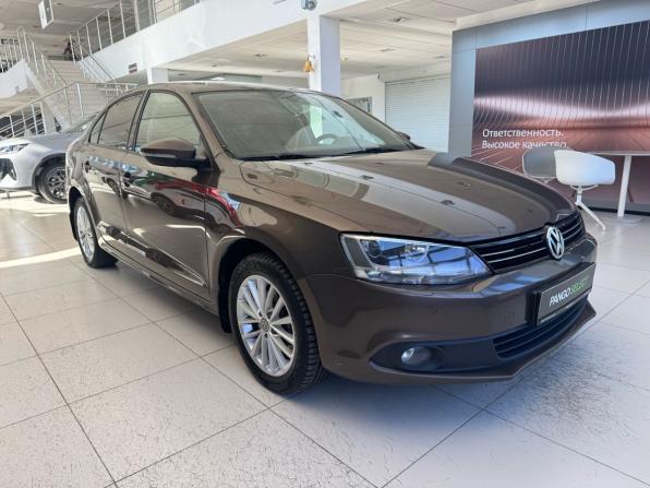 Volkswagen Jetta VI с пробегом 2012 года, цена 749 000 рублей, 212977 км, седан, Автокод Объявления