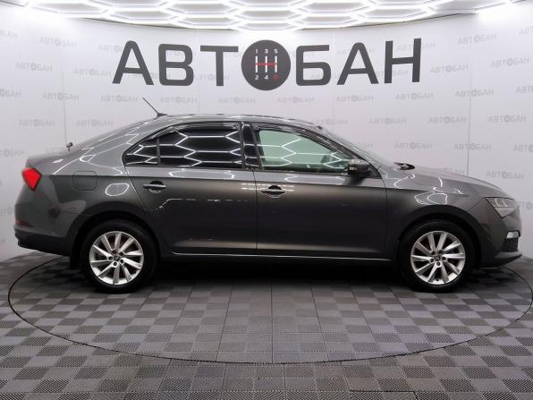 Skoda Rapid II с пробегом 2020 года, цена 1 450 000 рублей, 117262 км, лифтбек, Автокод Объявления