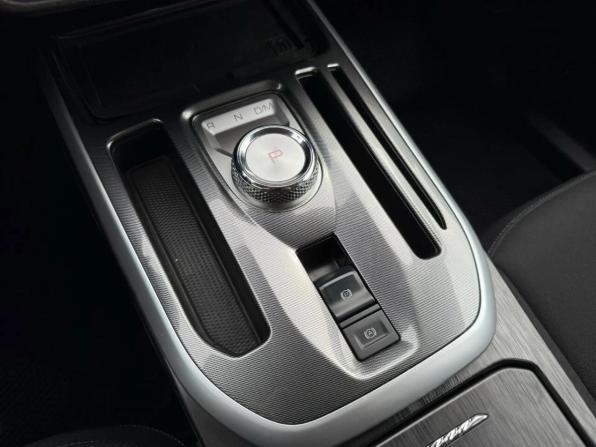 Haval Jolion I Рестайлинг с пробегом 2024 года, цена 2 007 200 рублей, 23152 км, внедорожник, Автокод Объявления