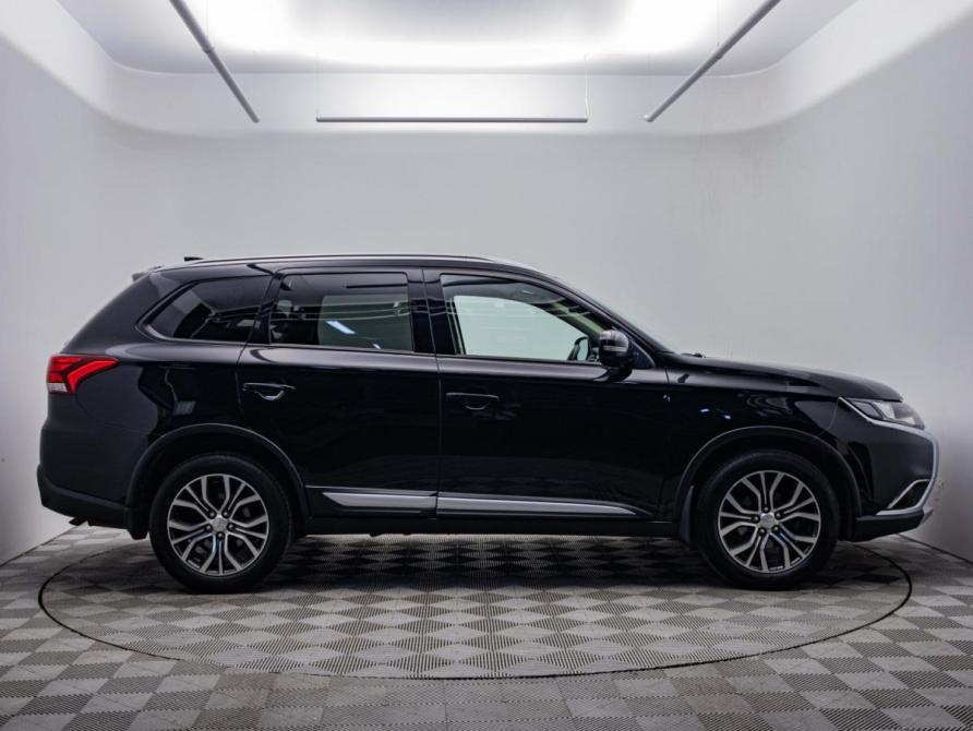 Mitsubishi Outlander III Рестайлинг 2 Москва  - изображение 4