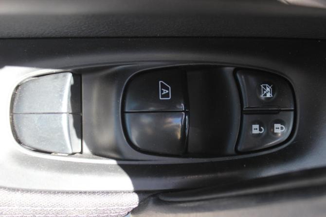 Nissan Qashqai II с пробегом 2014 года, цена 1 265 000 рублей, 201672 км, внедорожник, Автокод Объявления