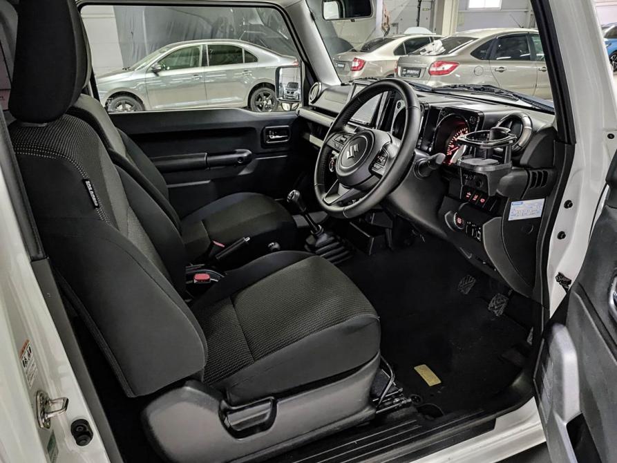 Suzuki Jimny IV Набережные Челны  - изображение 20