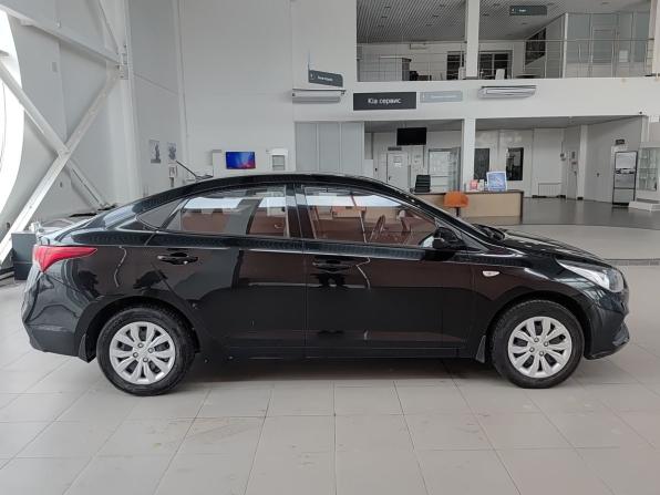 Hyundai Solaris II с пробегом 2019 года, цена 1 270 000 рублей, 48300 км, седан, Автокод Объявления