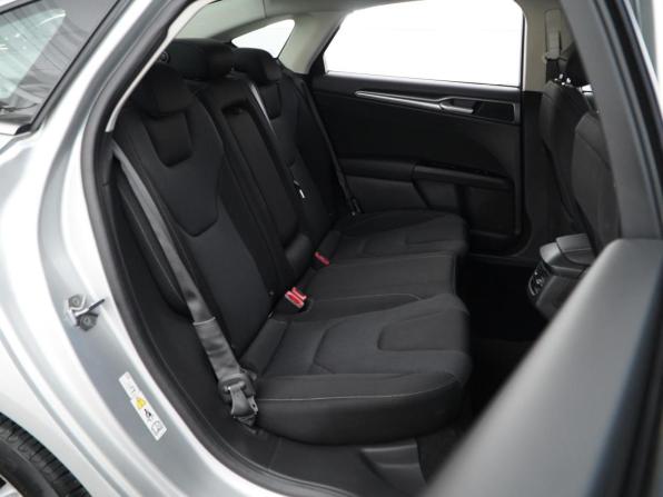 Ford Mondeo V с пробегом 2015 года, цена 1 550 000 рублей, 143143 км, седан, Автокод Объявления