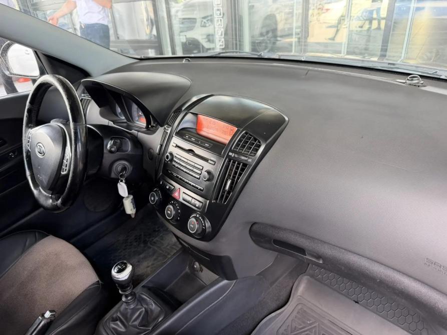 Kia Ceed I Волгоград  - изображение 10