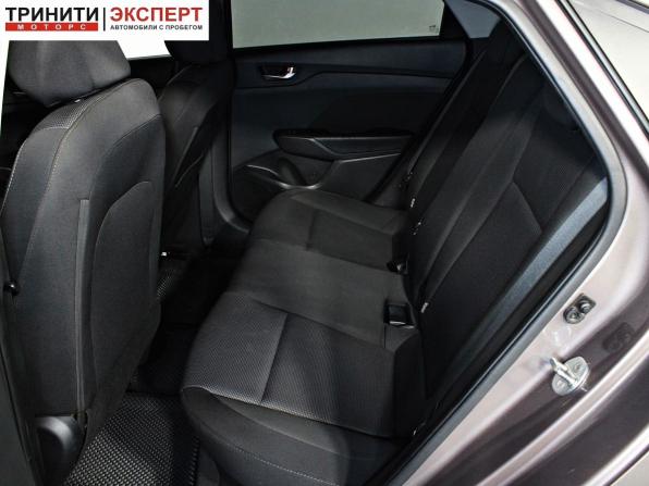 Hyundai Solaris II с пробегом 2018 года, цена 1 338 000 рублей, 140599 км, седан, Автокод Объявления