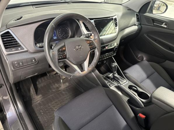 Hyundai Tucson III с пробегом 2016 года, цена 1 979 800 рублей, 140000 км, внедорожник, Автокод Объявления