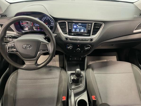 Hyundai Solaris II с пробегом 2020 года, цена 1 229 000 рублей, 133000 км, седан, Автокод Объявления