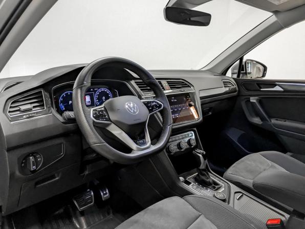 Volkswagen Tiguan II с пробегом 2020 года, цена 3 250 000 рублей, 76255 км, внедорожник, Автокод Объявления