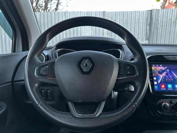 Renault Kaptur I с пробегом 2016 года, цена 1 289 000 рублей, 101328 км, внедорожник, Автокод Объявления