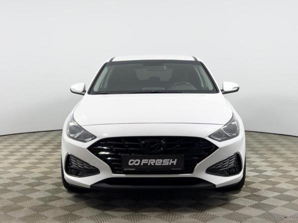 Hyundai i30 III Рестайлинг 2 с пробегом 2022 года, цена 1 610 100 рублей, 84222 км, универсал, Автокод Объявления