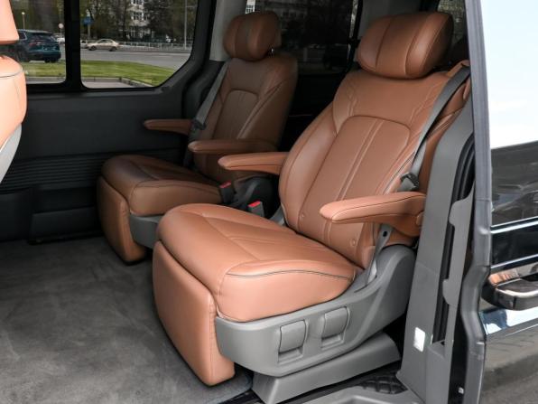 Hyundai Staria I с пробегом 2021 года, цена 4 628 800 рублей, 75811 км, минивэн, Автокод Объявления