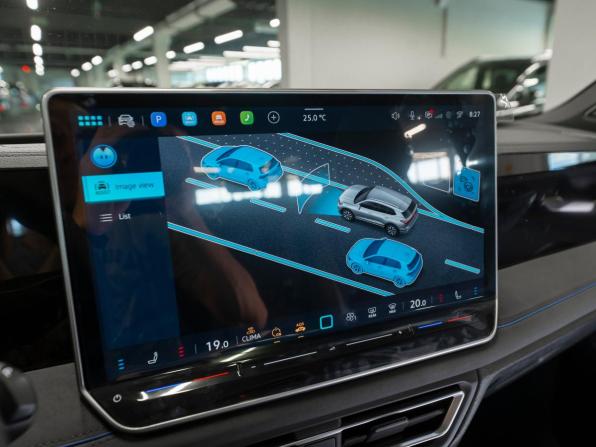 Volkswagen Tiguan III (China Market) с пробегом 2026 года, цена 4 590 000 рублей, 30 км, внедорожник, Автокод Объявления