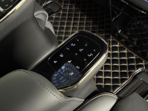 GAC M8 с пробегом 2024 года, цена 6 000 000 рублей, 352 км, минивэн, Автокод Объявления