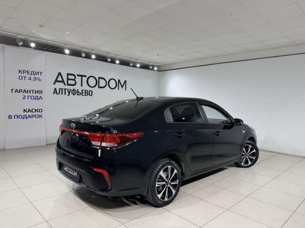 Kia Rio IV с пробегом 2018 года, цена 1 299 000 рублей, 98813 км, седан, Автокод Объявления