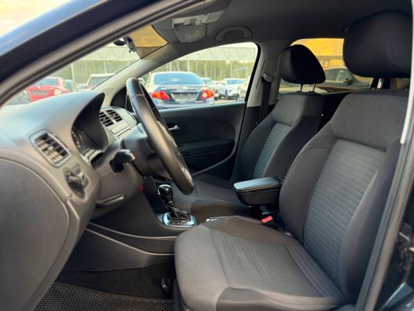 Volkswagen Polo V с пробегом 2012 года, цена 585 000 рублей, 190000 км, хэтчбек, Автокод Объявления