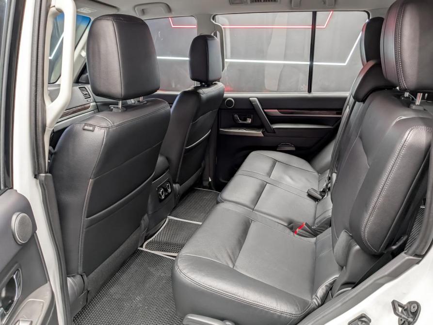 Mitsubishi Pajero IV Рестайлинг 2 Москва  - изображение 12