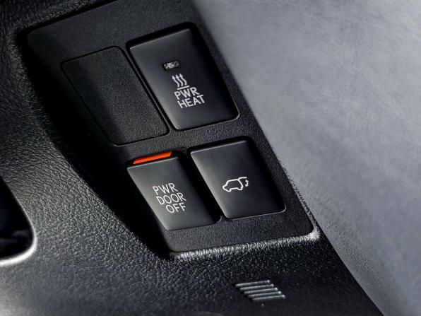 Lexus LX III Рестайлинг 2 с пробегом 2016 года, цена 7 300 000 рублей, 103696 км, внедорожник, Автокод Объявления