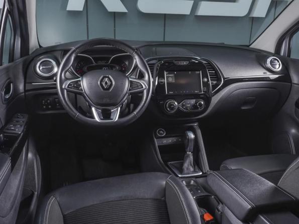 Renault Kaptur I Рестайлинг с пробегом 2021 года, цена 1 480 000 рублей, 92159 км, внедорожник, Автокод Объявления