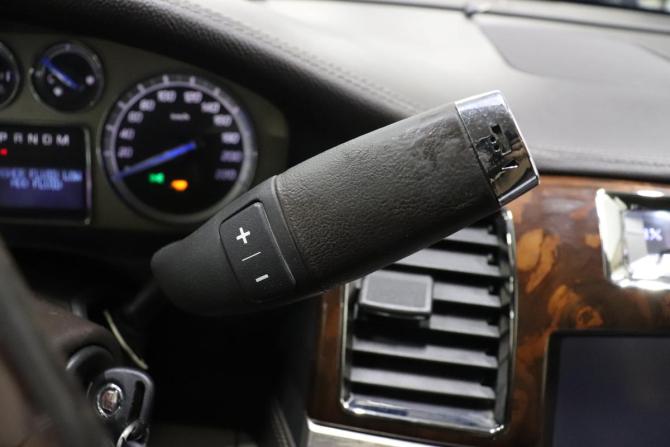 Cadillac Escalade III с пробегом 2012 года, цена 1 458 000 рублей, 284175 км, внедорожник, Автокод Объявления