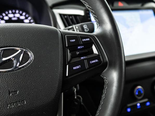 Hyundai Creta I с пробегом 2019 года, цена 1 739 900 рублей, 76870 км, внедорожник, Автокод Объявления