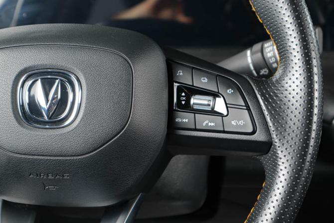 Changan UNI-T I с пробегом 2022 года, цена 2 349 000 рублей, 35000 км, внедорожник, Автокод Объявления