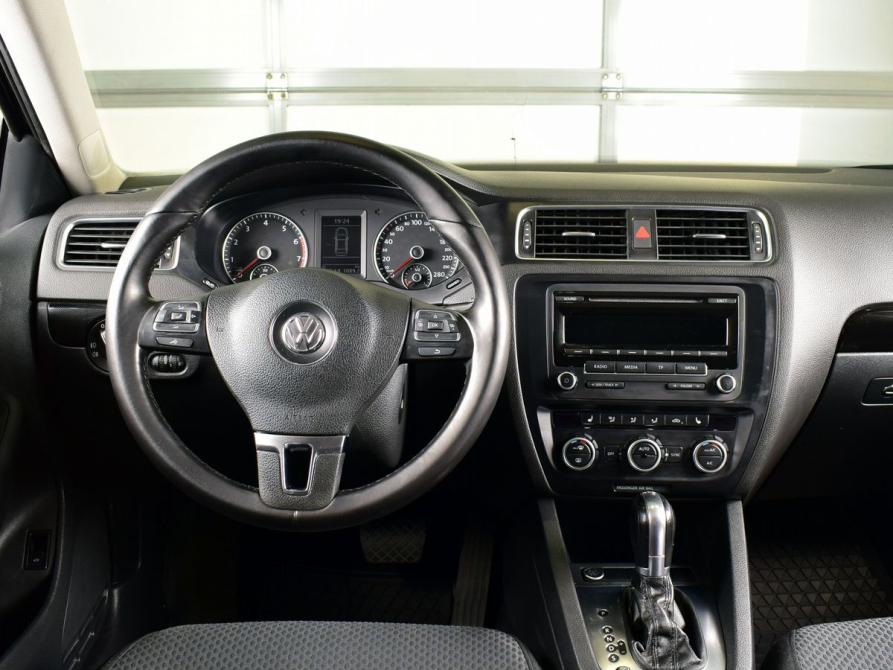 Volkswagen Jetta VI Кемерово  - изображение 9