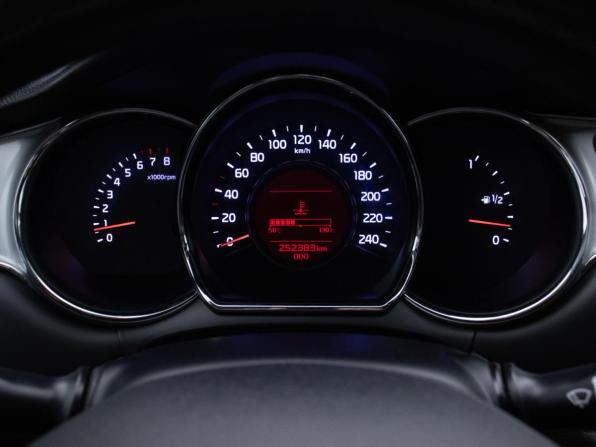 Kia Ceed II Рестайлинг с пробегом 2015 года, цена 884 000 рублей, 252255 км, универсал, Автокод Объявления