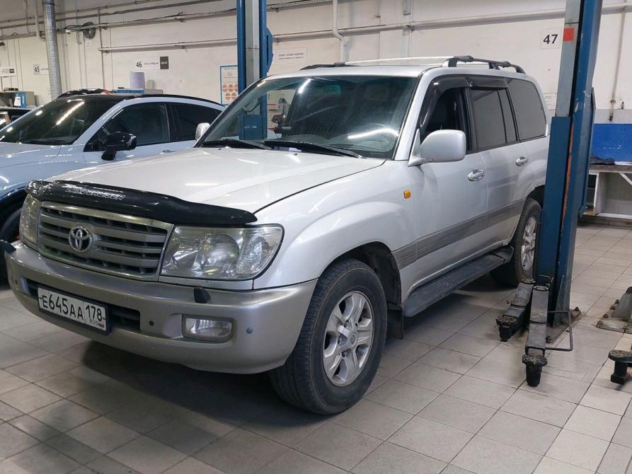 Toyota Land Cruiser 100 Series Рестайлинг 2 Санкт-Петербург  - изображение 4