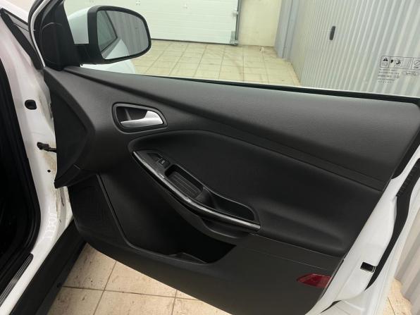 Ford Focus III Рестайлинг с пробегом 2019 года, цена 1 370 000 рублей, 119929 км, универсал, Автокод Объявления