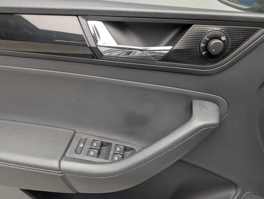 Skoda Rapid I Рестайлинг Москва  - изображение 8