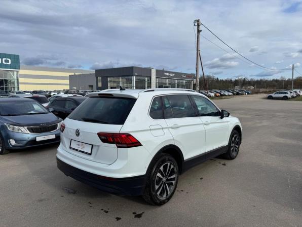 Volkswagen Tiguan II с пробегом 2019 года, цена 2 655 000 рублей, 118243 км, внедорожник, Автокод Объявления