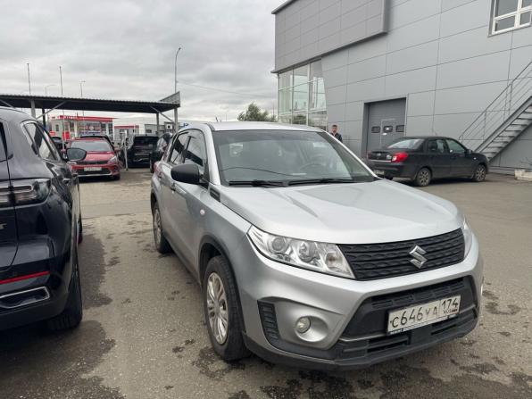 Suzuki Vitara II Рестайлинг с пробегом 2019 года, цена 1 645 000 рублей, 87000 км, внедорожник, Автокод Объявления