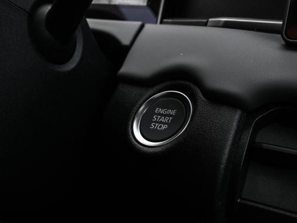 Toyota RAV4 VI (XA60) с пробегом 2026 года, цена 4 500 000 рублей, 727 км, внедорожник, Автокод Объявления