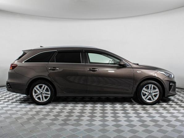Kia Ceed III с пробегом 2021 года, цена 1 997 000 рублей, 105000 км, универсал, Автокод Объявления