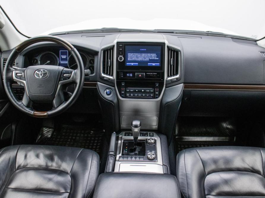 Toyota Land Cruiser 200 Series Рестайлинг 2 Москва  - изображение 11