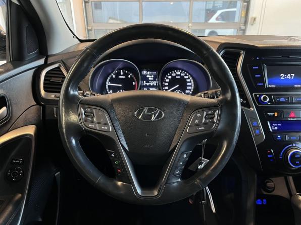 Hyundai Santa Fe III Рестайлинг с пробегом 2017 года, цена 2 350 000 рублей, 152455 км, внедорожник, Автокод Объявления