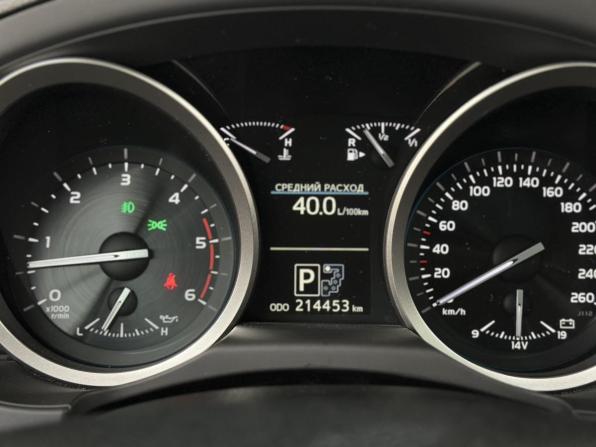 Toyota Land Cruiser 200 Series Рестайлинг 1 с пробегом 2014 года, цена 4 299 000 рублей, 214452 км, внедорожник, Автокод Объявления