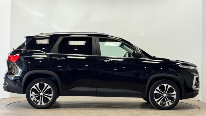 Chevrolet Captiva II с пробегом 2022 года, цена 1 990 000 рублей, 41869 км, внедорожник, Автокод Объявления