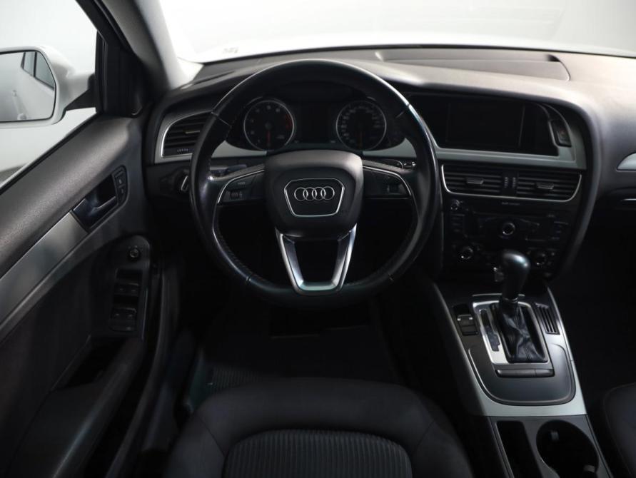 Audi A4 IV (B8) Санкт-Петербург  - изображение 11