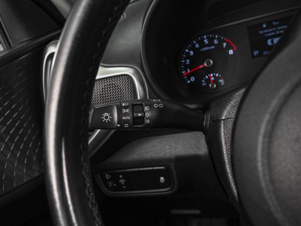 Kia Soul III Рестайлинг с пробегом 2022 года, цена 1 997 000 рублей, 60219 км, хэтчбек, Автокод Объявления