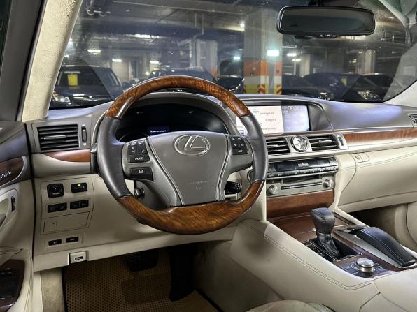 Lexus LS IV Рестайлинг 2 с пробегом 2012 года, цена 1 990 000 рублей, 243589 км, седан, Автокод Объявления