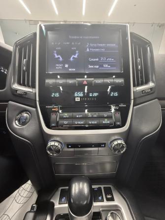 Toyota Land Cruiser 200 Series Рестайлинг 2 с пробегом 2019 года, цена 8 500 000 рублей, 86241 км, внедорожник, Автокод Объявления